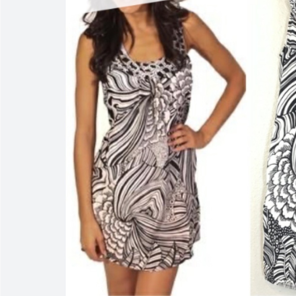 Trina Turk Casual Dress Black & White Abstract Design Cotton Silk Size Small